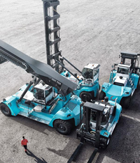 滿(mǎn)載集裝箱堆高機30-40噸位